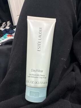 Estée Lauder DayWear Glow Boost Jelly Cleanser 4.2 oz